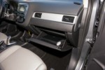 foto: Mitsubishi Outlander PHEV 2014 interior guantera [1280x768].JPG